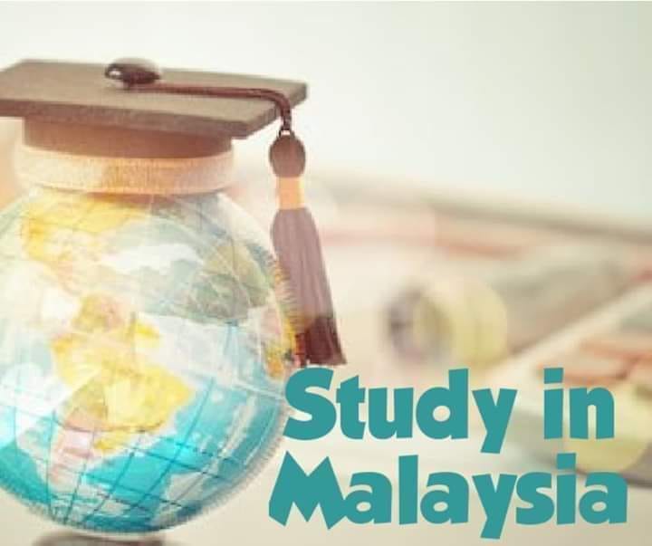 دراسة البكالوريوس عن بعد في ماليزيا